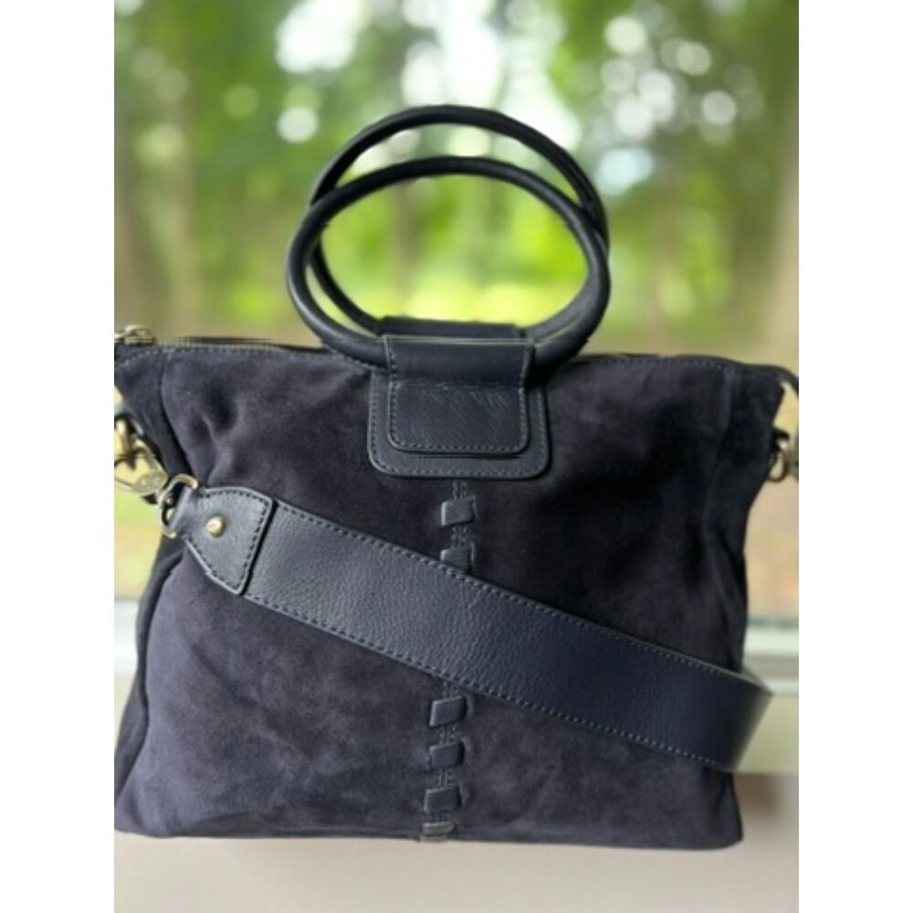 Hobo Sheila Medium Satchel in Navy Suede